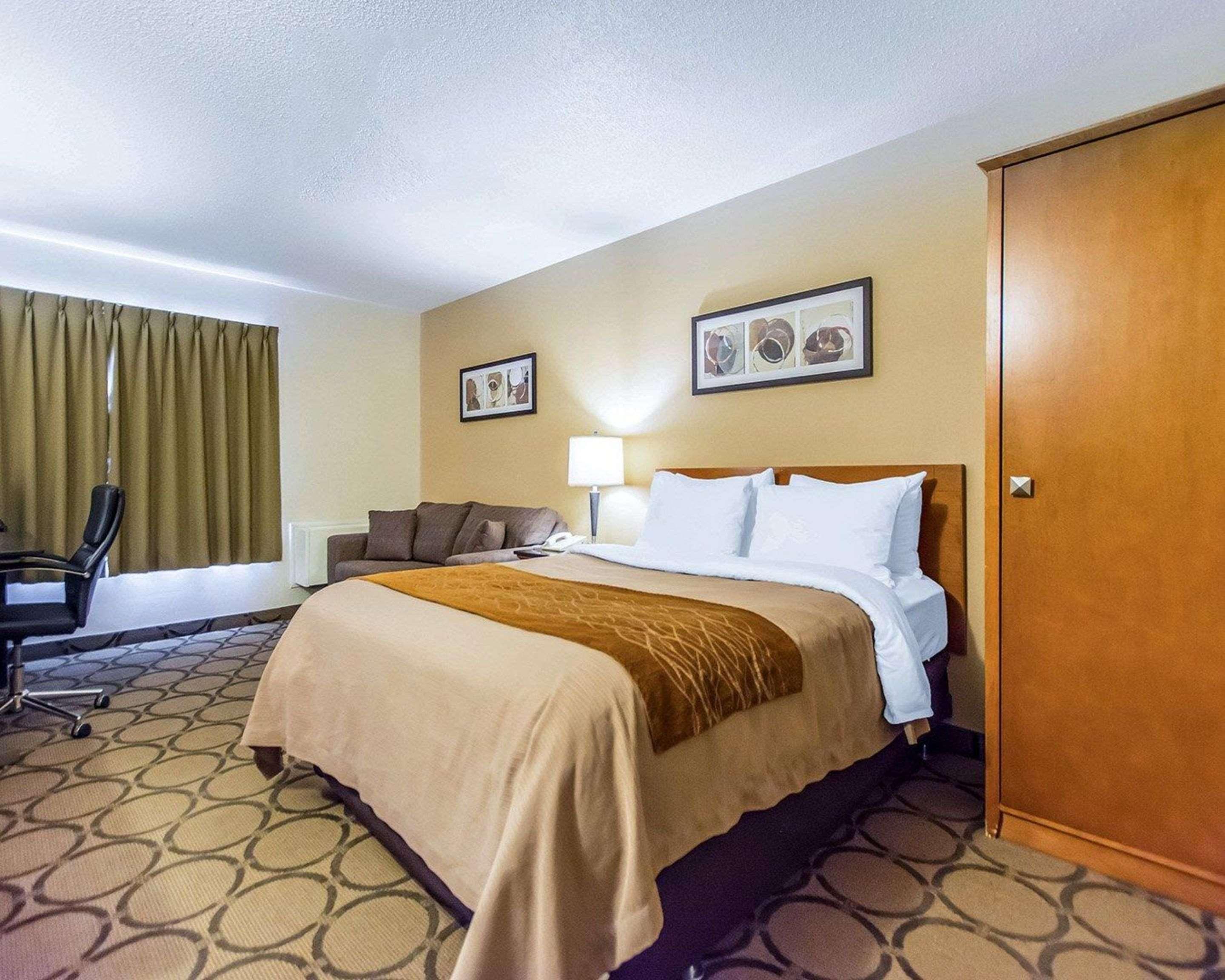 Comfort Inn East Sudbury Exterior photo