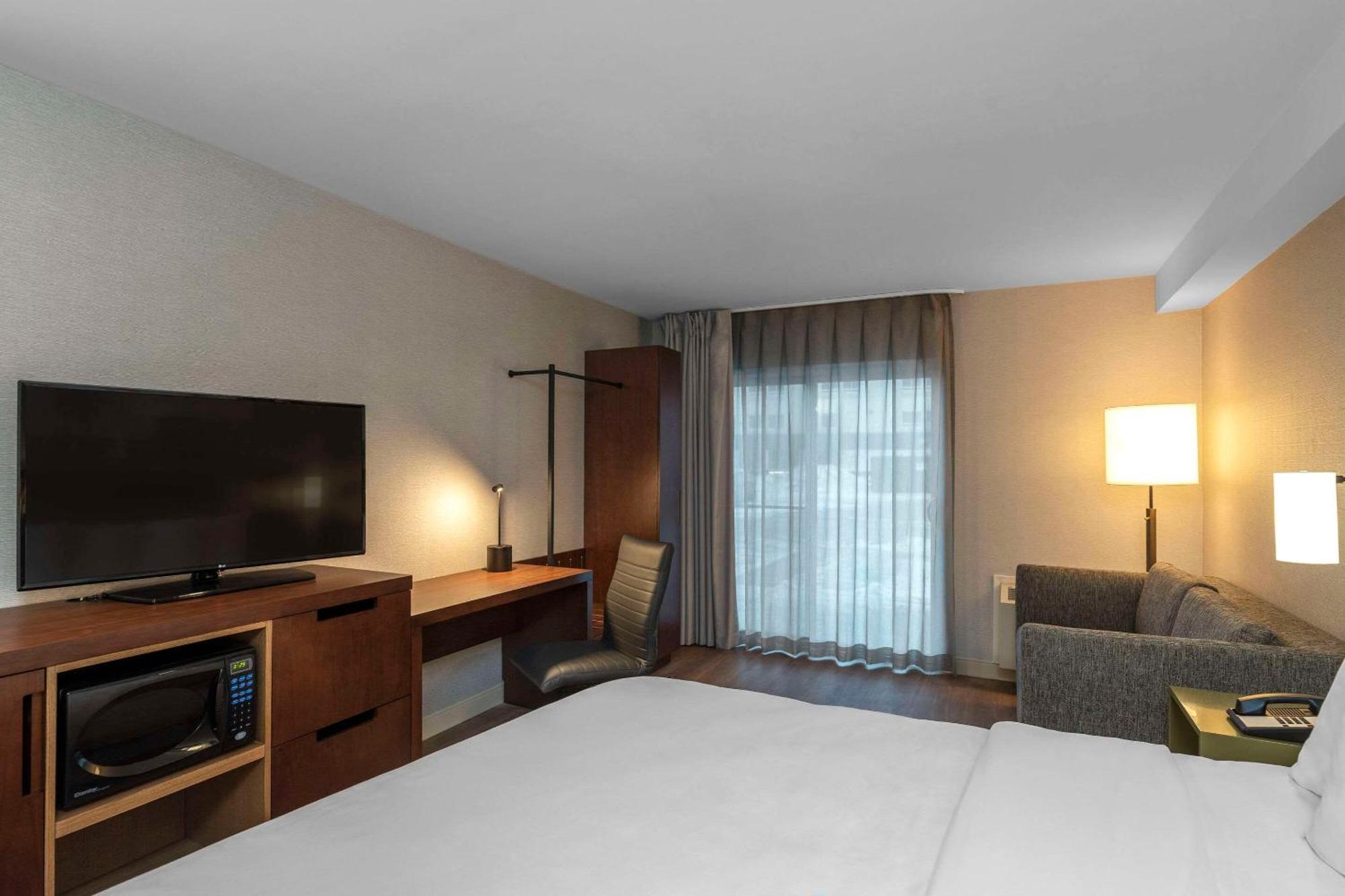 Comfort Inn East Sudbury Exterior photo
